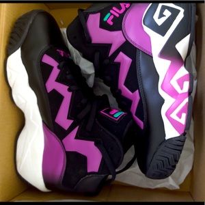 FILA MB SIZE 5 YOUTH !!